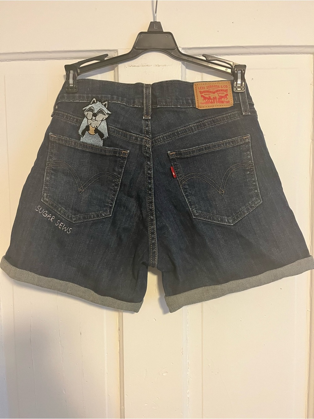 Sugar Sews Embroidered Levi’s Shorts Meeko 27